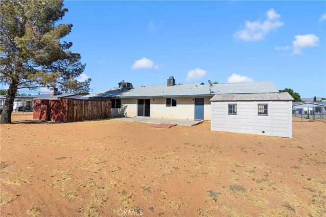15498 Washoan, Apple Valley, CA 92307