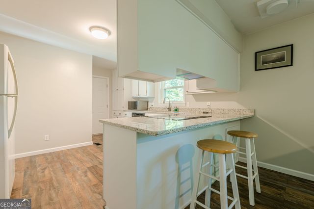 1874 Pine Tree Trail, Gainesville, GA 30501