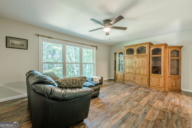 1874 Pine Tree Trail, Gainesville, GA 30501