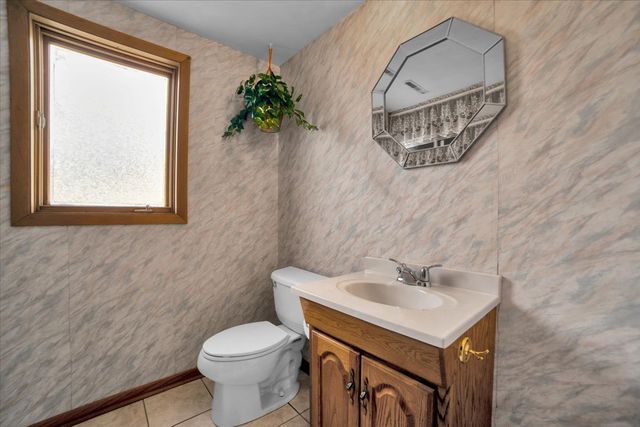 7631 Chestnut Drive, Orland Park, IL 60462