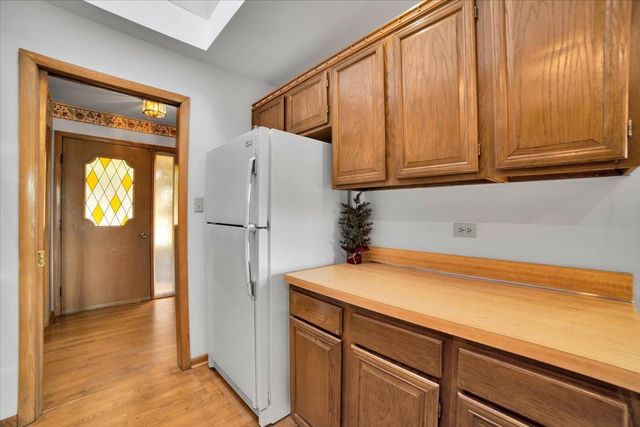 7631 Chestnut Drive, Orland Park, IL 60462