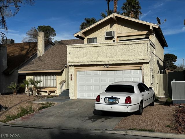 4738 Mountain Valley Road, Las Vegas, NV 89121