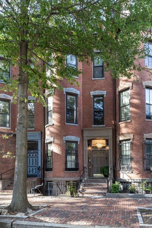 39 Warren Ave G, Boston, MA 02116