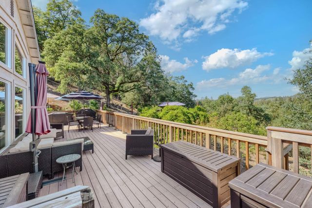 1330 Lower Lake Dr, Placerville, CA 95667