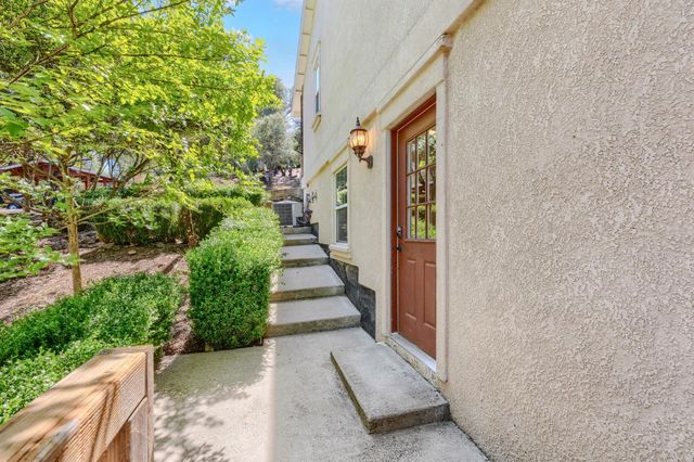 1330 Lower Lake Dr, Placerville, CA 95667