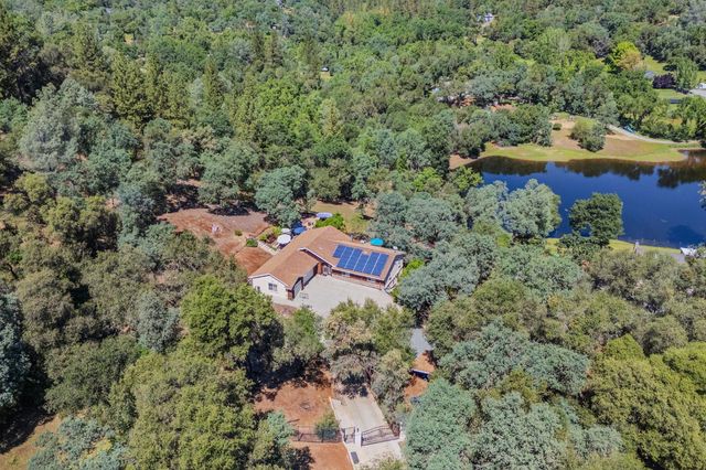1330 Lower Lake Dr, Placerville, CA 95667