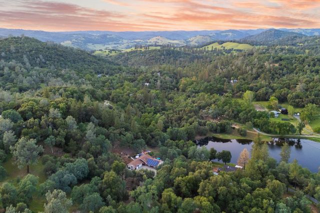 1330 Lower Lake Dr, Placerville, CA 95667