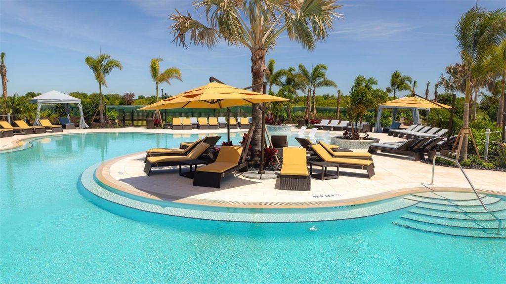 Image 7 of property listing at 3605 COUNTRY VIEW COURT, Bradenton, FL 34211