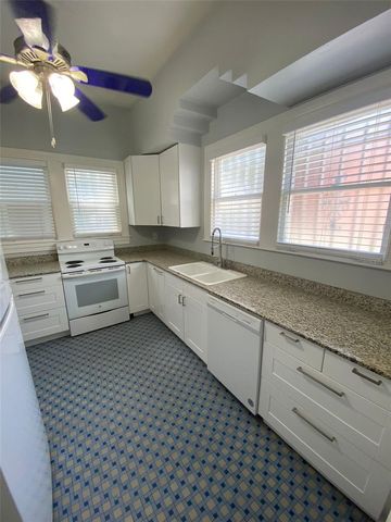 1003 E COLUMBUS DRIVE, Tampa, FL 33605