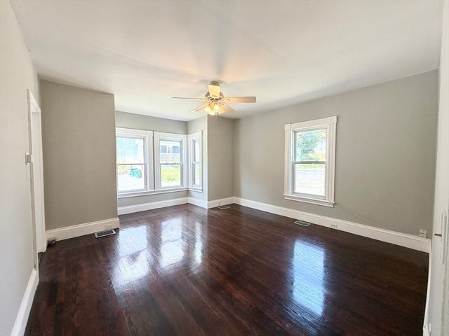 109 Culley St, Fitchburg, MA 01420