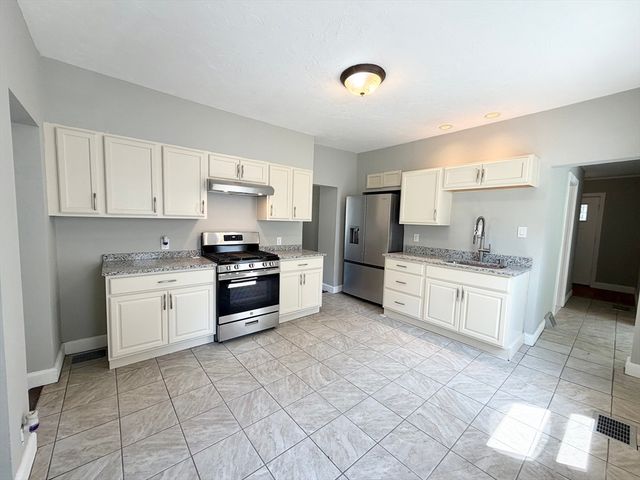 109 Culley St, Fitchburg, MA 01420