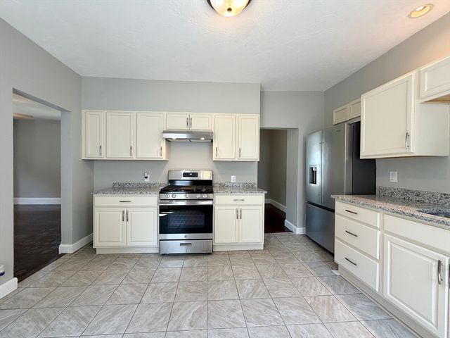 109 Culley St, Fitchburg, MA 01420