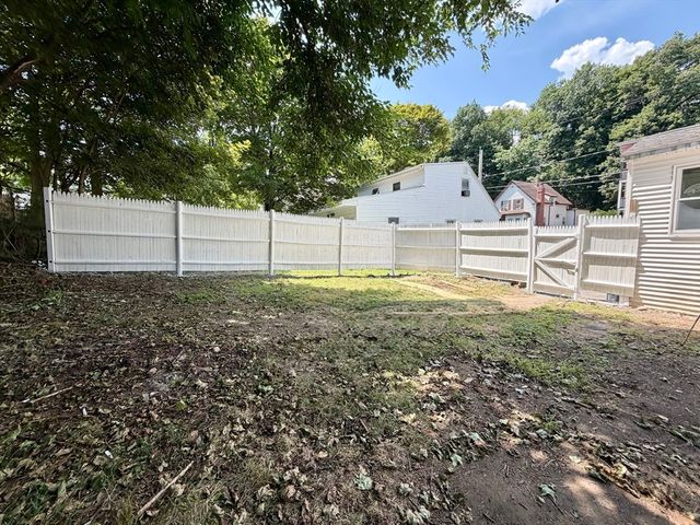 109 Culley St, Fitchburg, MA 01420