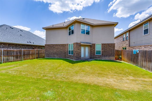 2221 Juarez Drive, Fort Worth, TX 76177