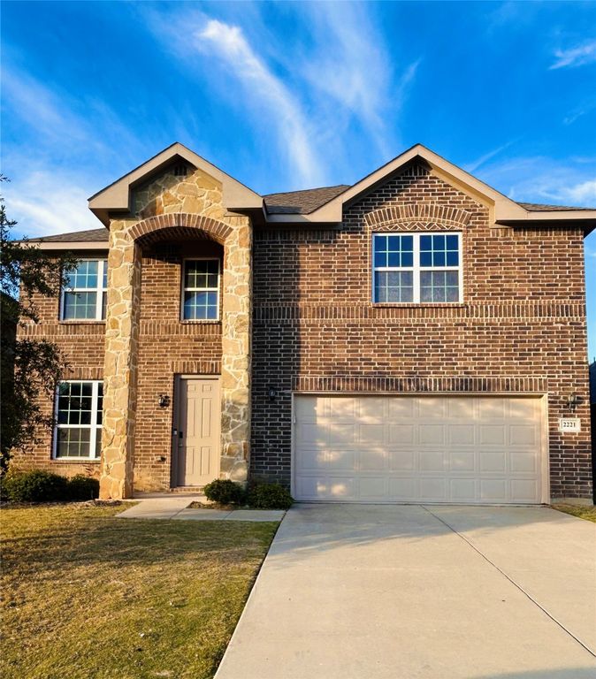 2221 Juarez Drive, Fort Worth, TX 76177