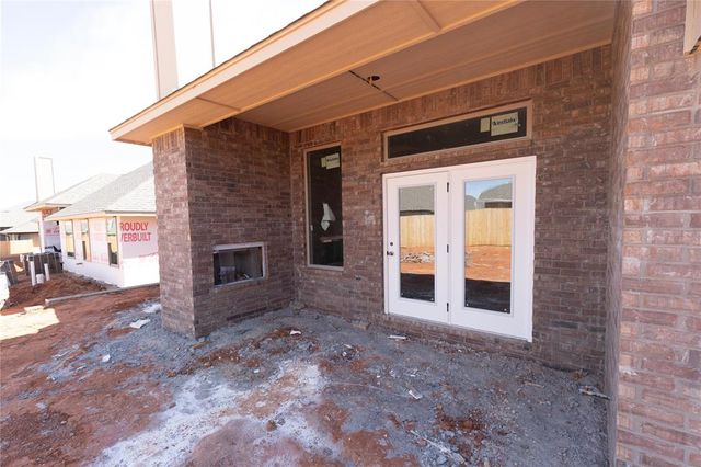 10329 SW 56th Street, Mustang, OK 73064