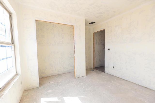 10329 SW 56th Street, Mustang, OK 73064