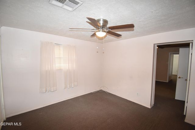 646 CASA GRANDE Place, El Paso, TX 79907