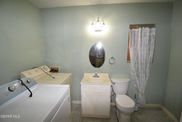 646 CASA GRANDE Place, El Paso, TX 79907