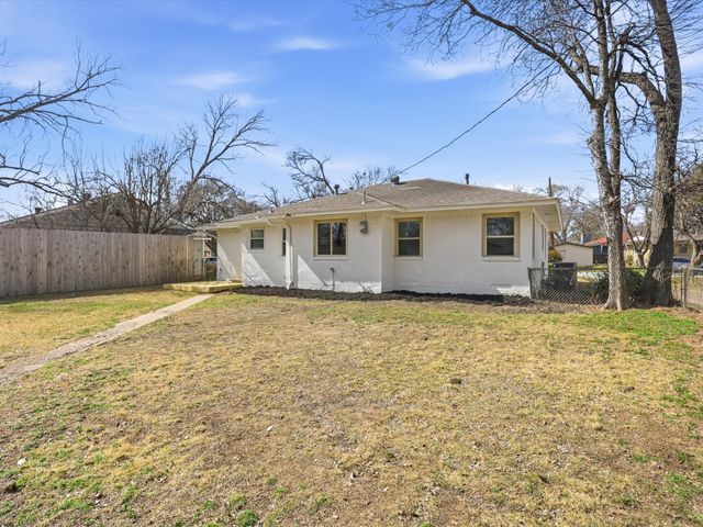 10322 Pinecrest Drive, Dallas, TX 75228