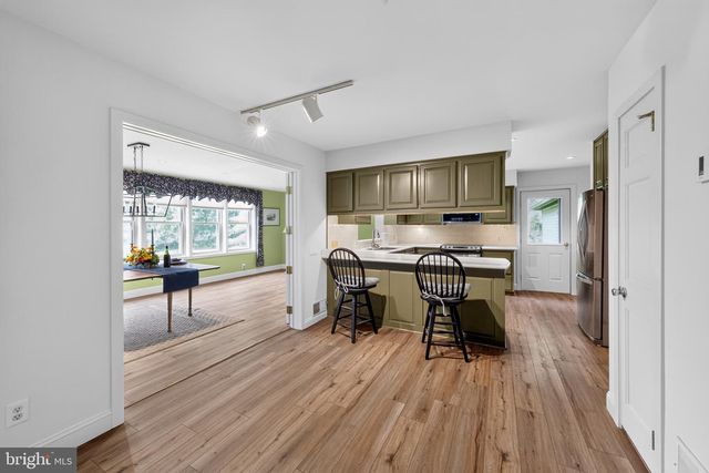 3 LAMATAN RD, Newark, DE 19711