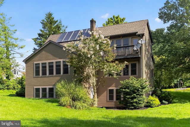 3 LAMATAN RD, Newark, DE 19711