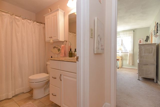 189 Farrwood Dr 189, Haverhill, MA 01830
