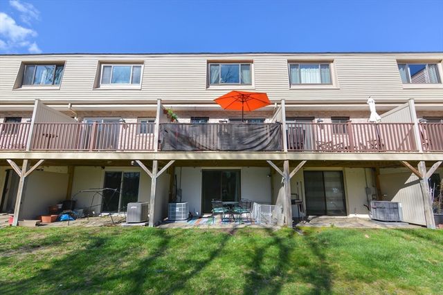 189 Farrwood Dr 189, Haverhill, MA 01830