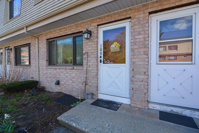 189 Farrwood Dr 189, Haverhill, MA 01830