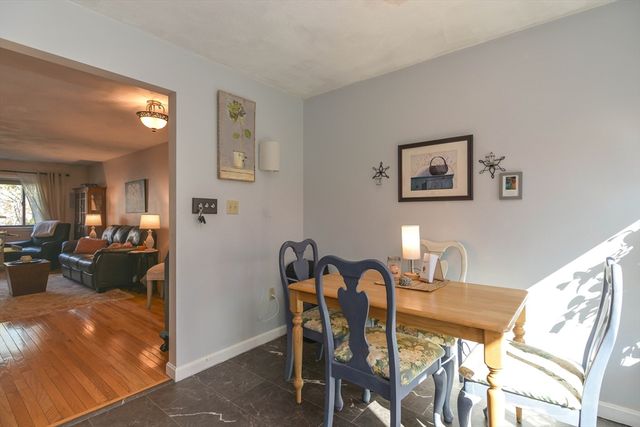 189 Farrwood Dr 189, Haverhill, MA 01830