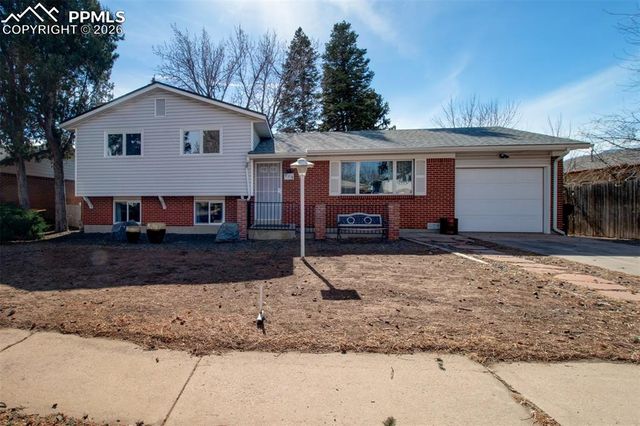 919 Dirksland Street, Colorado Springs, CO 80907