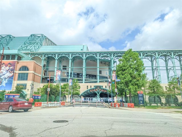 711 Main St Street 905, Houston, TX 77002