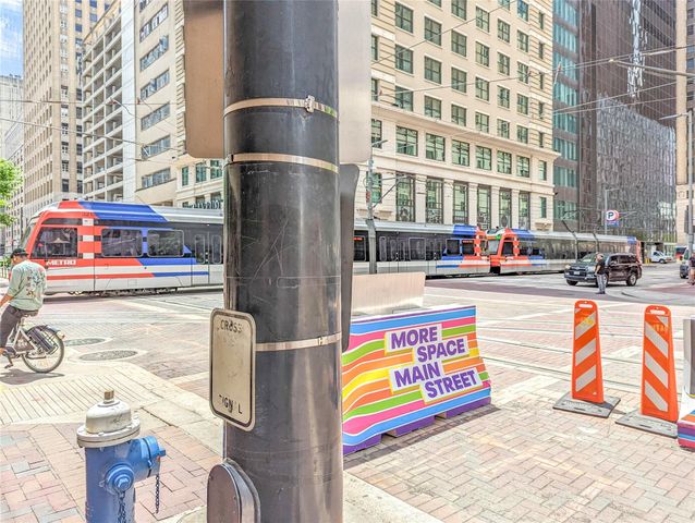 711 Main St Street 905, Houston, TX 77002
