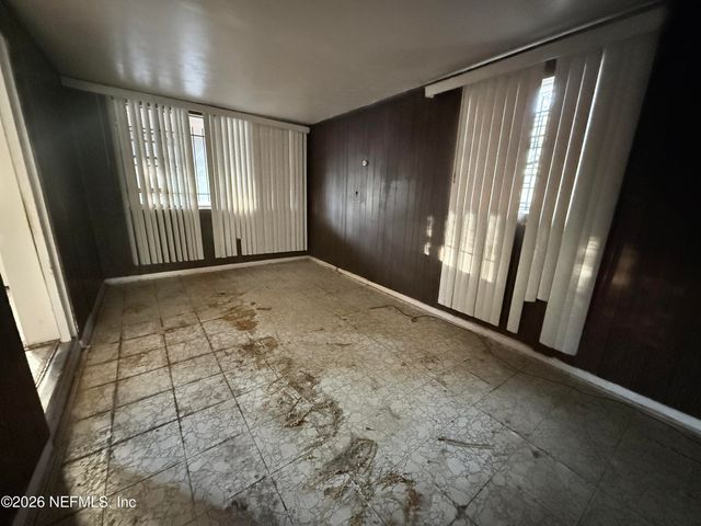 9129 TAMWORTH Road, Jacksonville, FL 32208