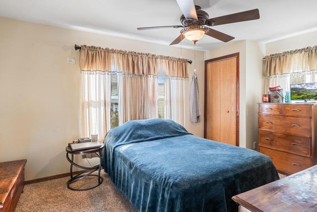 835 Summit STREET, Manitowoc, WI 54220