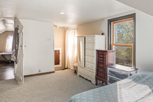 835 Summit STREET, Manitowoc, WI 54220