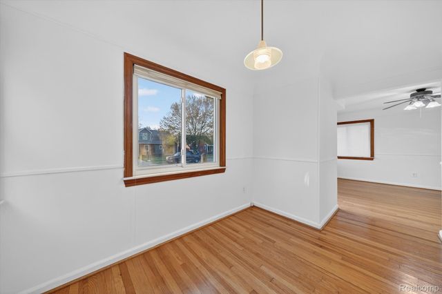 9006 Quandt Avenue, Allen Park, MI 48101