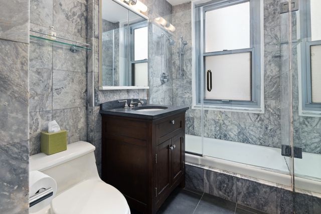 2025 Broadway Apt 2A, New York City, NY 10023