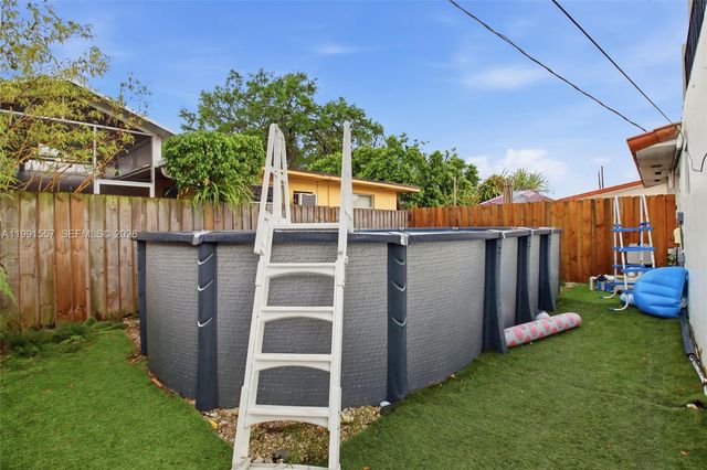 3210 SW 26th St 3210, Miami, FL 33133