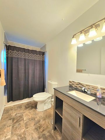 15541 Wellington Street, Taylor, MI 48180