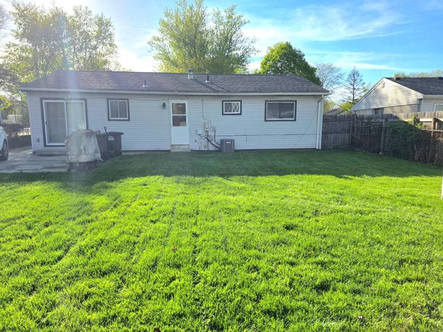 15541 Wellington Street, Taylor, MI 48180