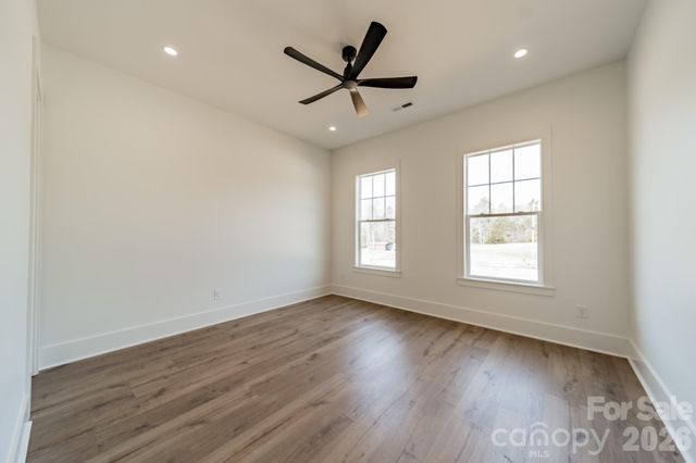 121 Juniper Road, Mooresville, NC 28115