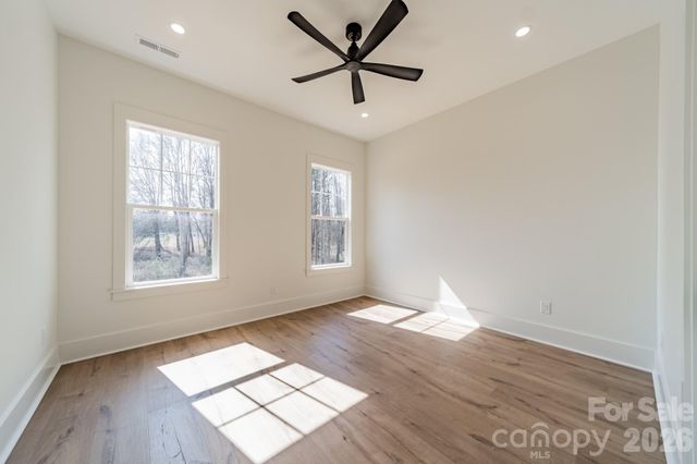 121 Juniper Road, Mooresville, NC 28115