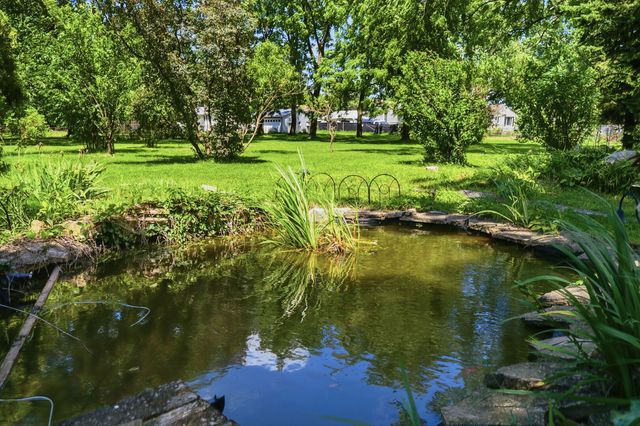 2017 Colona Road, East Moline, IL 61244