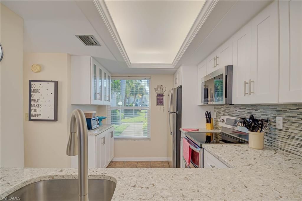 5445 Peppertree DR 9, FORT MYERS, FL 33908 — photo 4