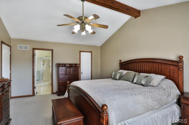 548 Crown Passage Drive, St Charles, MO 63303