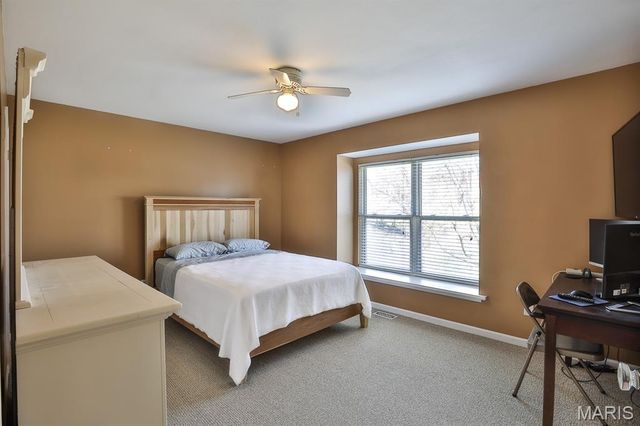 548 Crown Passage Drive, St Charles, MO 63303