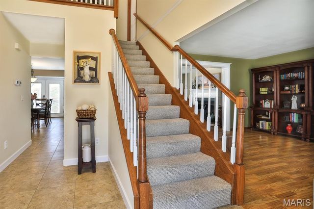 548 Crown Passage Drive, St Charles, MO 63303