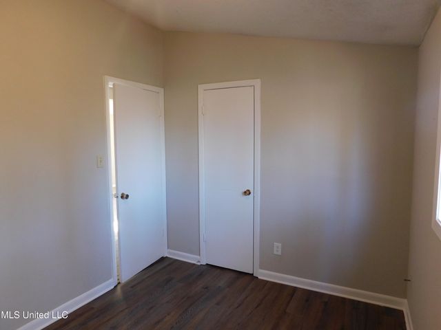 6600 Embassy Circle, Horn Lake, MS 38637