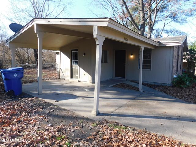 6600 Embassy Circle, Horn Lake, MS 38637